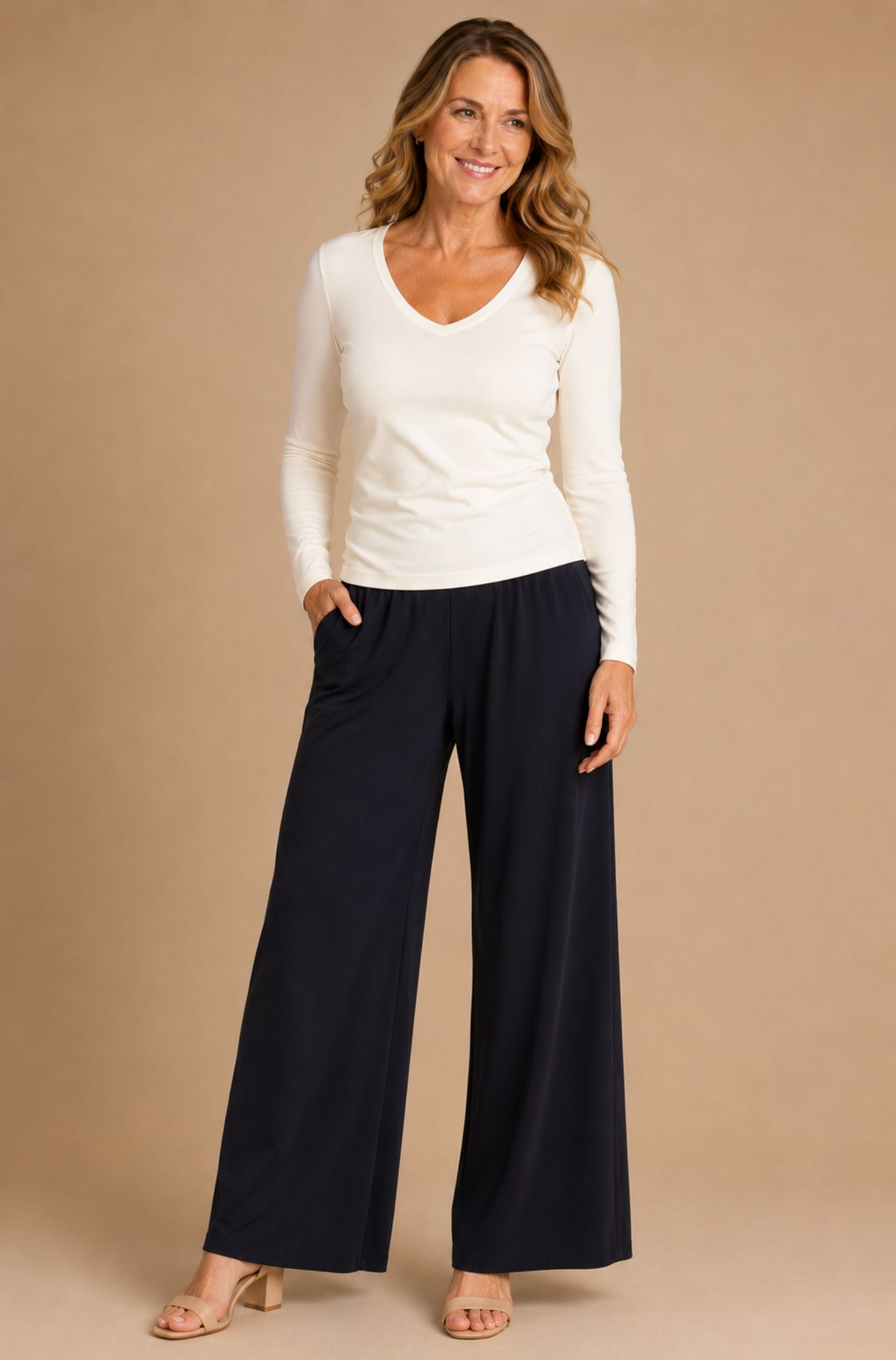 Long Sleeve V-Neck - Ivory