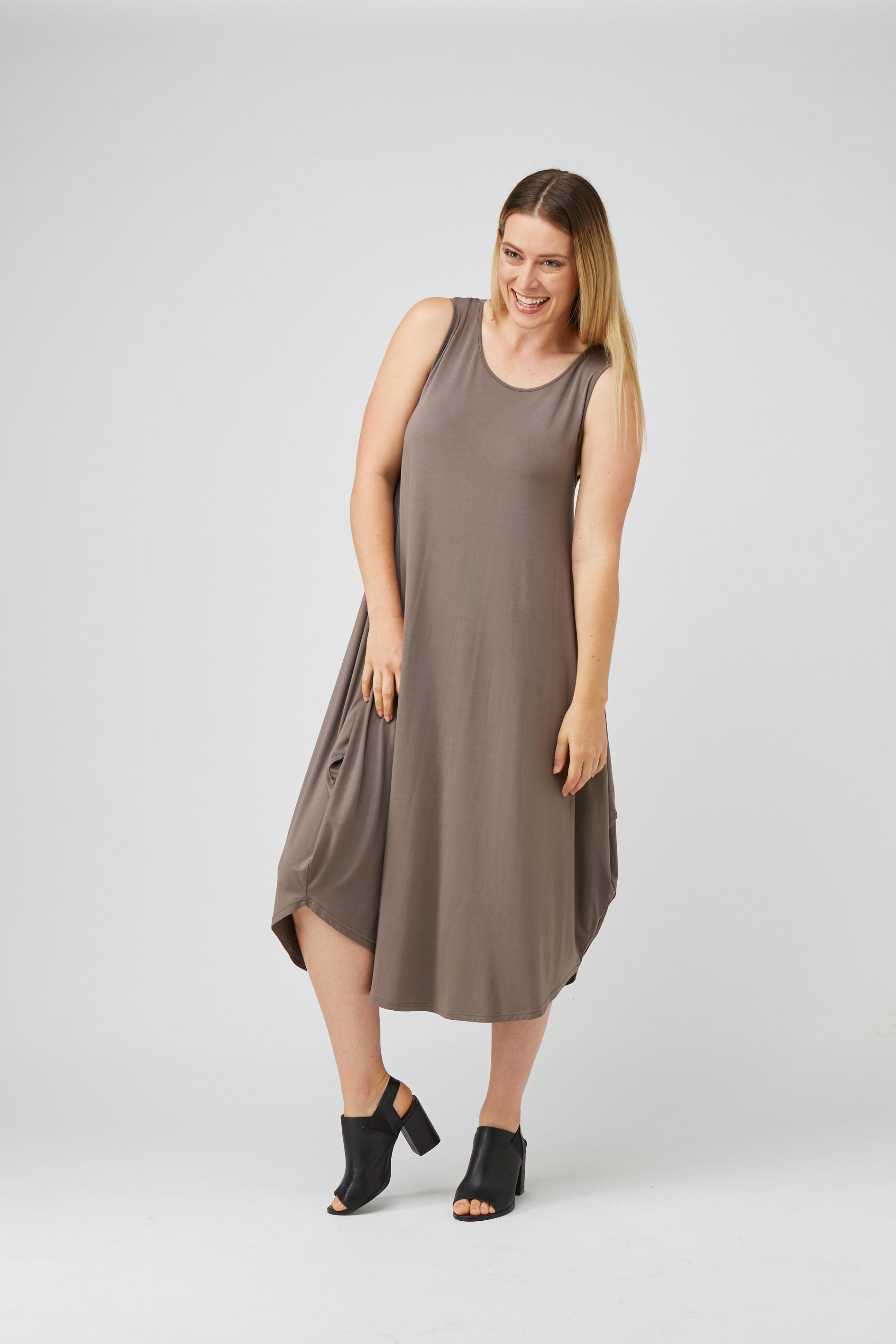 Sleeveless Tri Dress - Chestnut