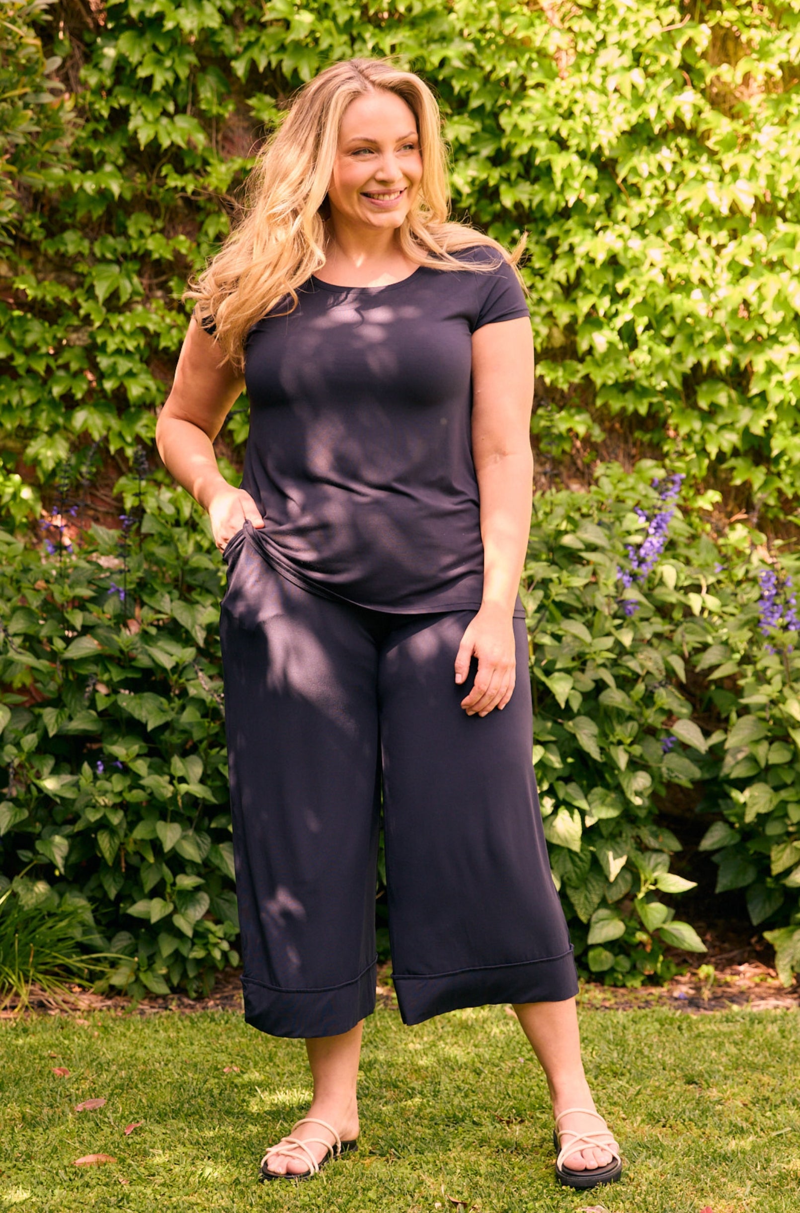 Swing Tee - French Navy