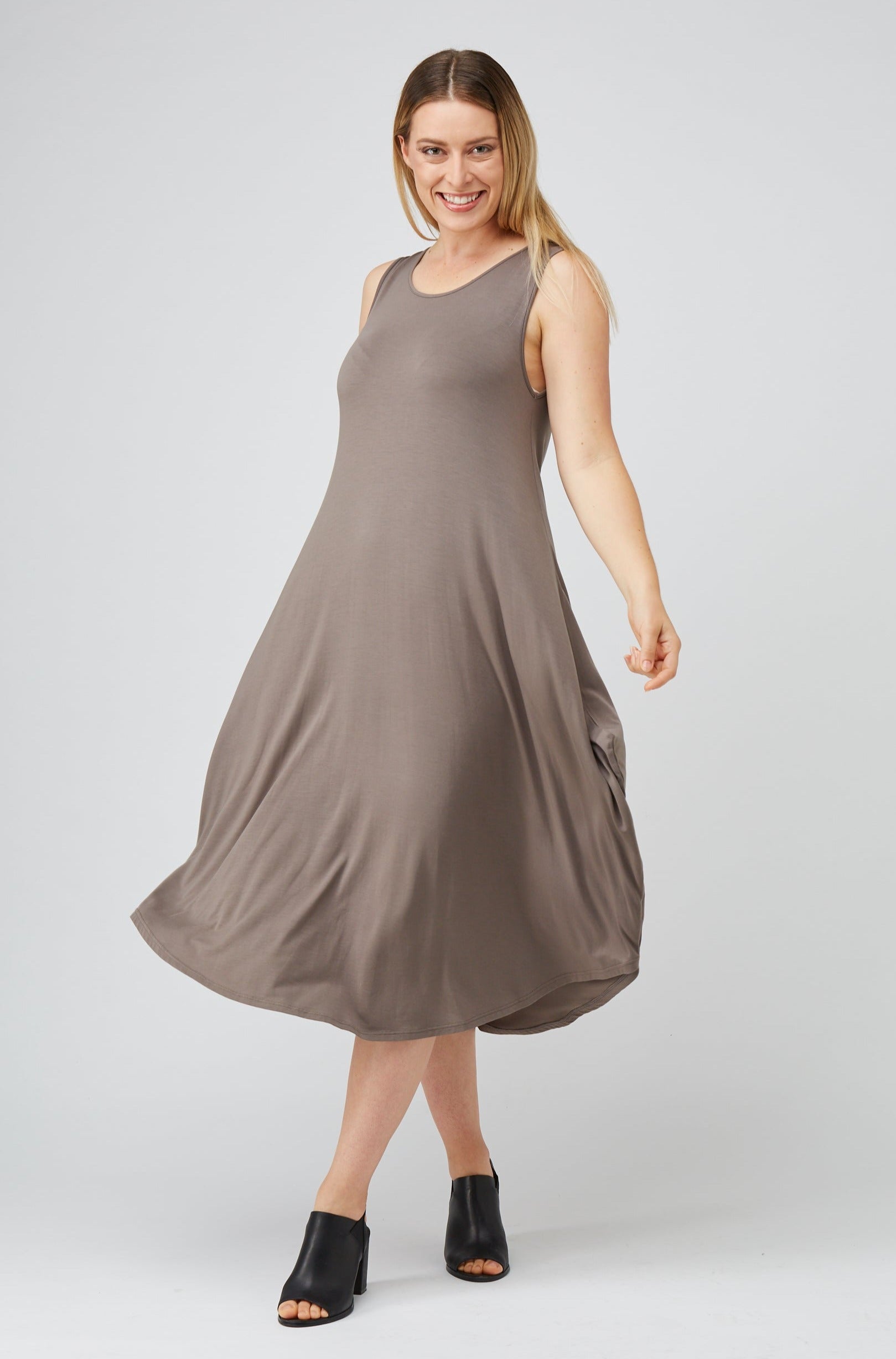 Sleeveless Tri Dress Chestnut