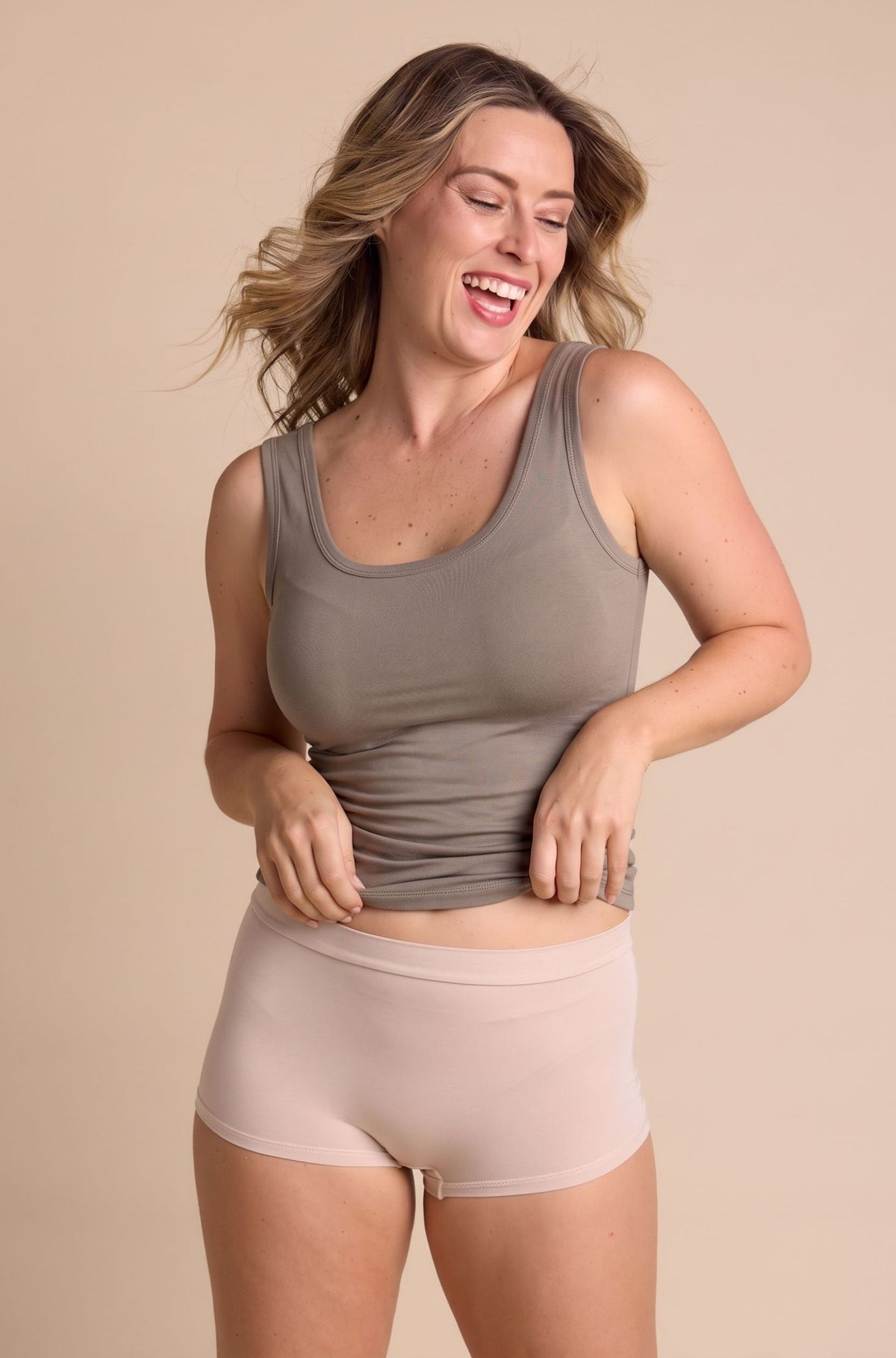 Scoop Tank - Chestnut