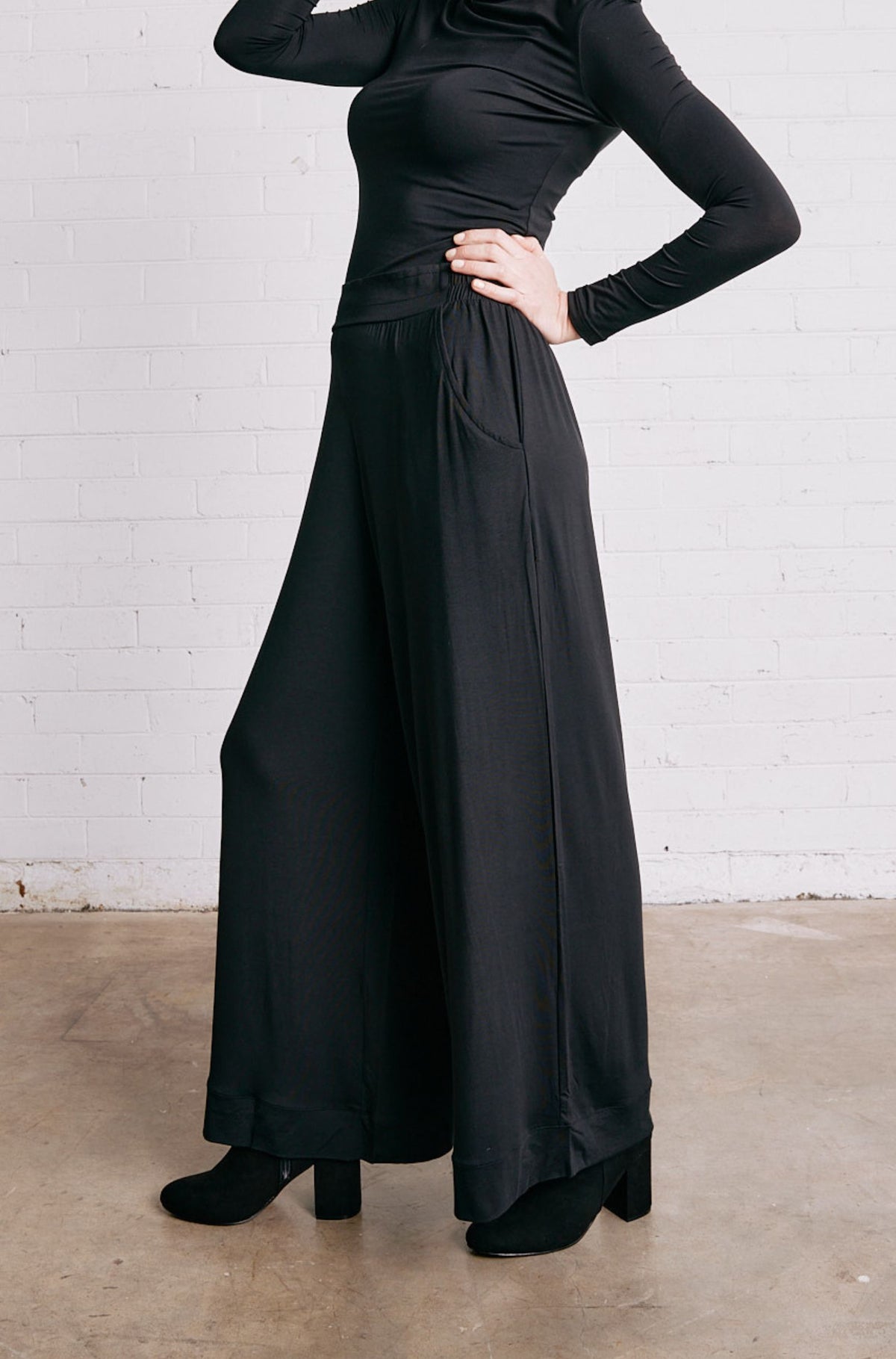 Bella Palazzo Pant - Black
