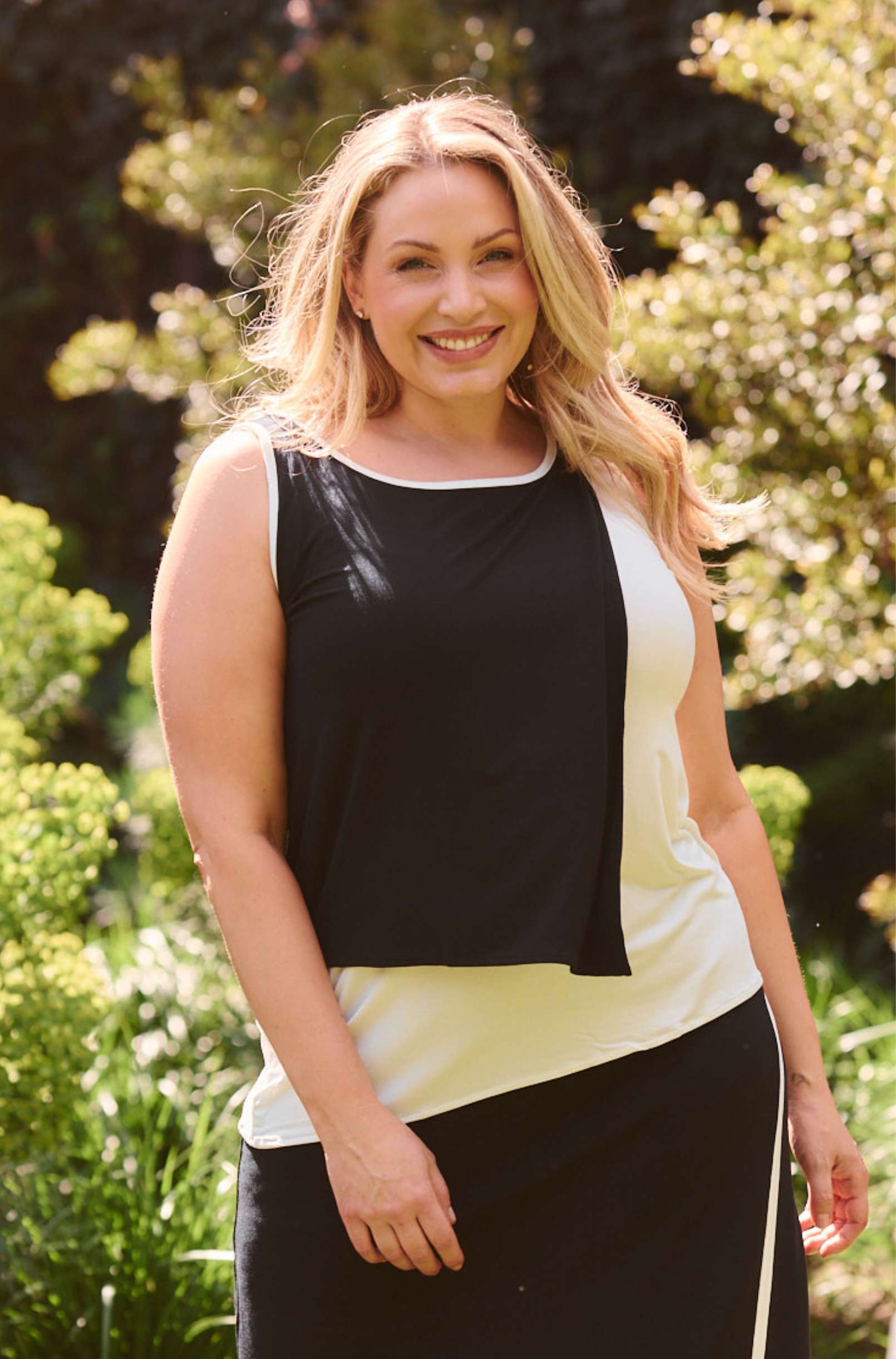 Asymmetrical Tank - Manhattan