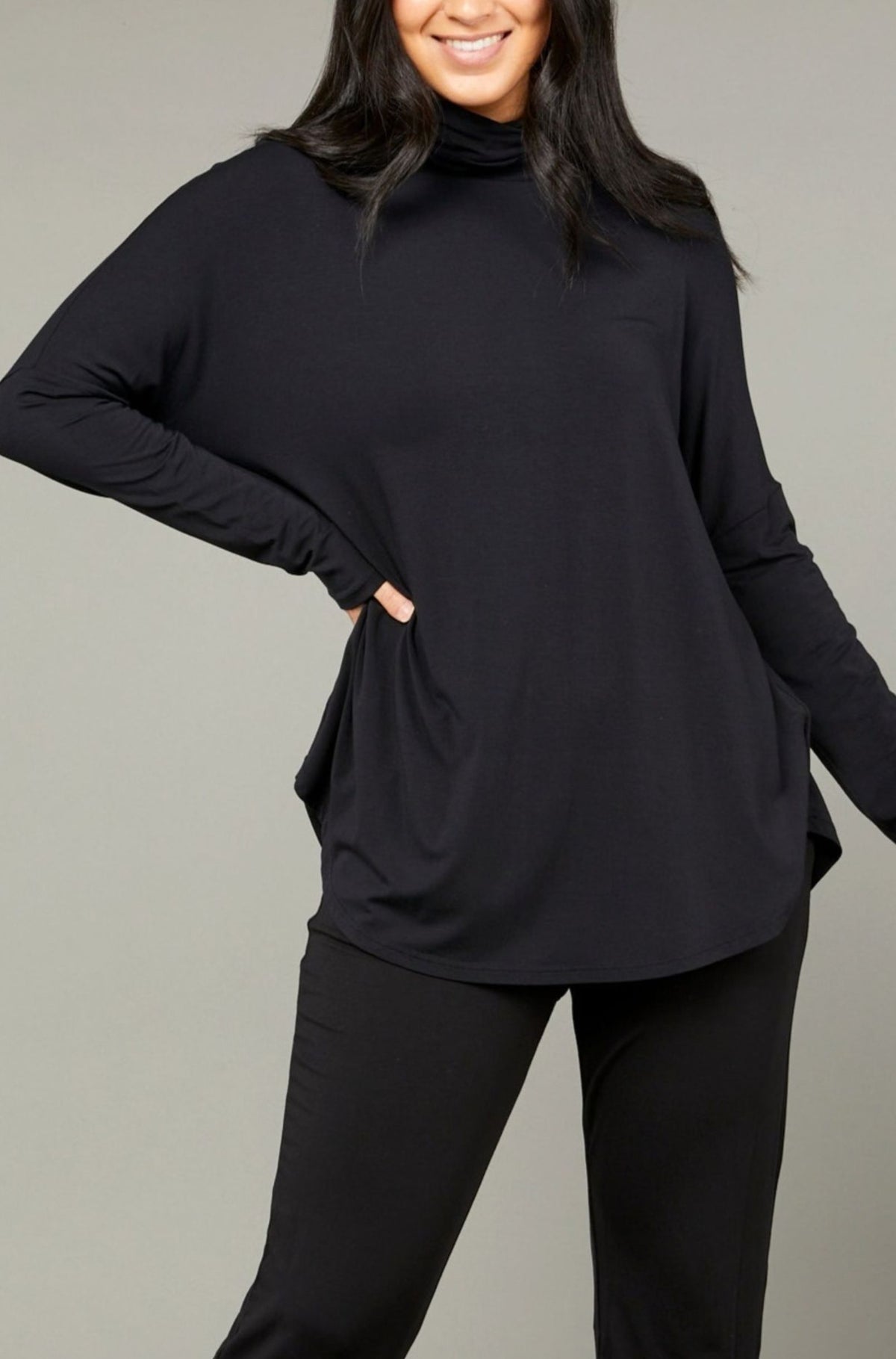 Swing Turtle Neck - Black