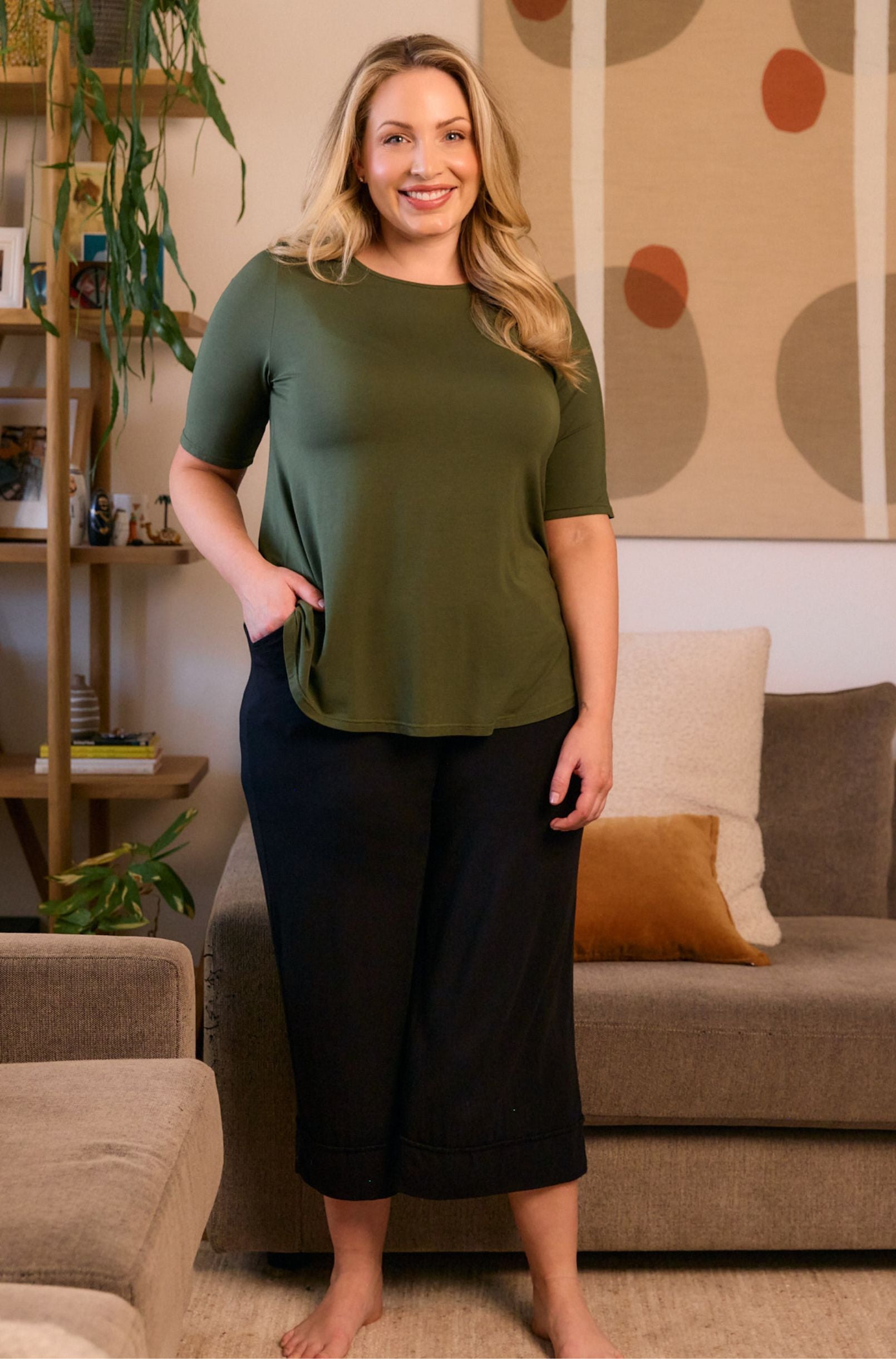 Elbow Swing Tee - Hunter Green