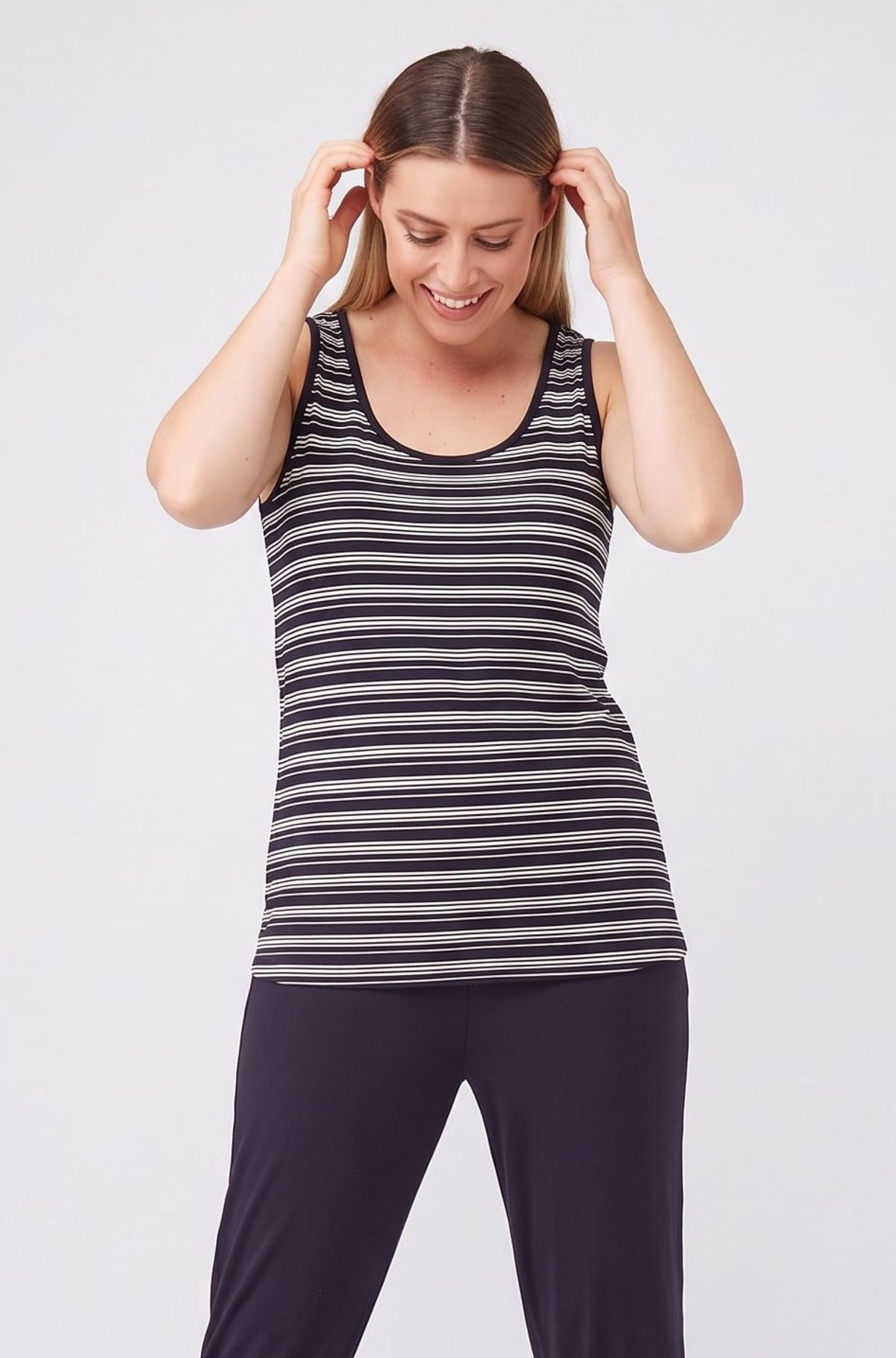 Relax Scoop Tank Sample - Capri