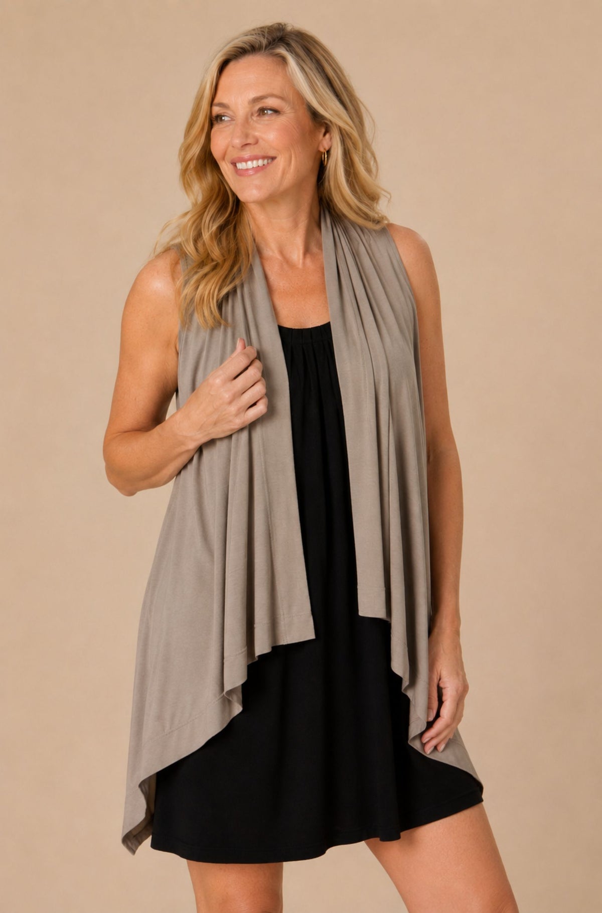 Sleeveless Wrap - Taupe