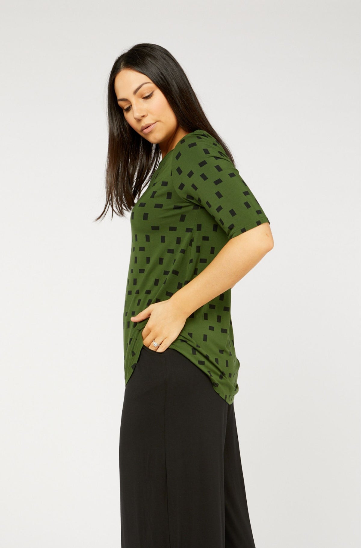 Elbow Swing Tee Sample | Moss Print