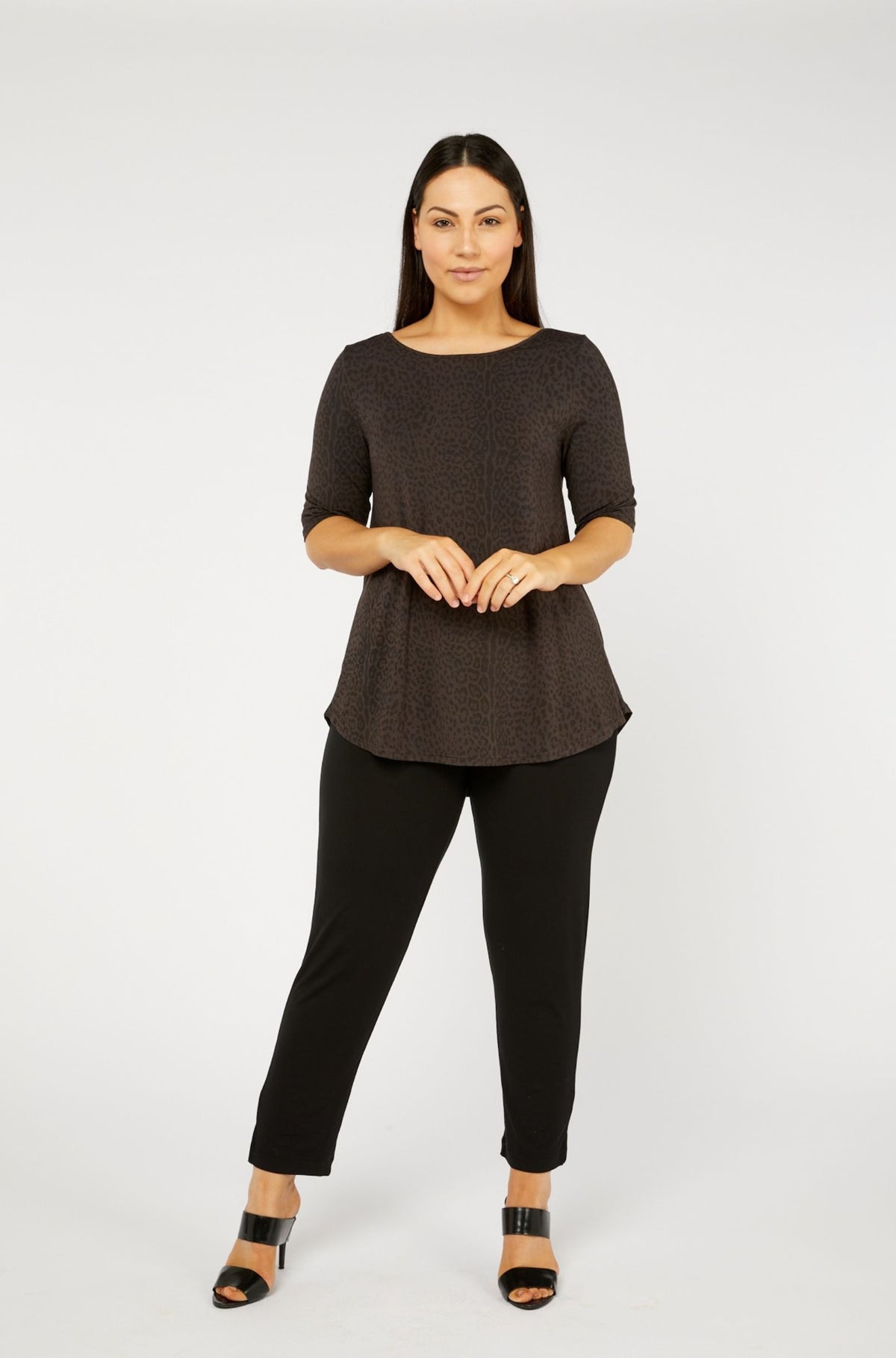 Elbow Swing Tee Sample | Wild Licorice