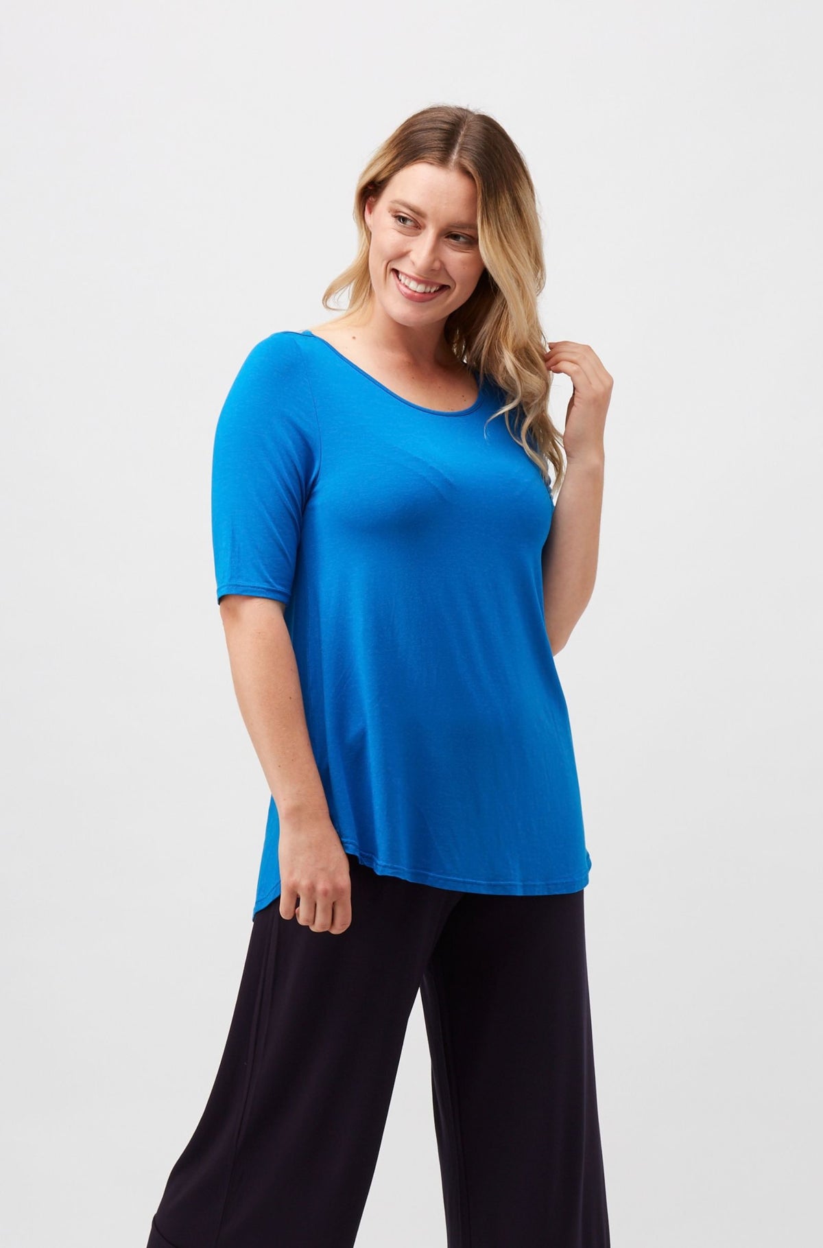 Elbow Swing Tee Sample | Cobalt