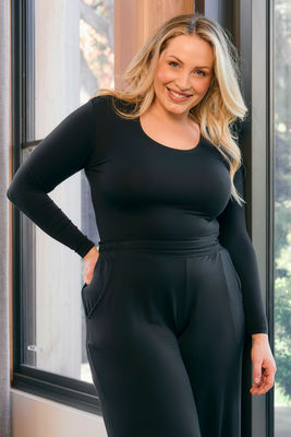 Scoop Neck Long Sleeve - Black