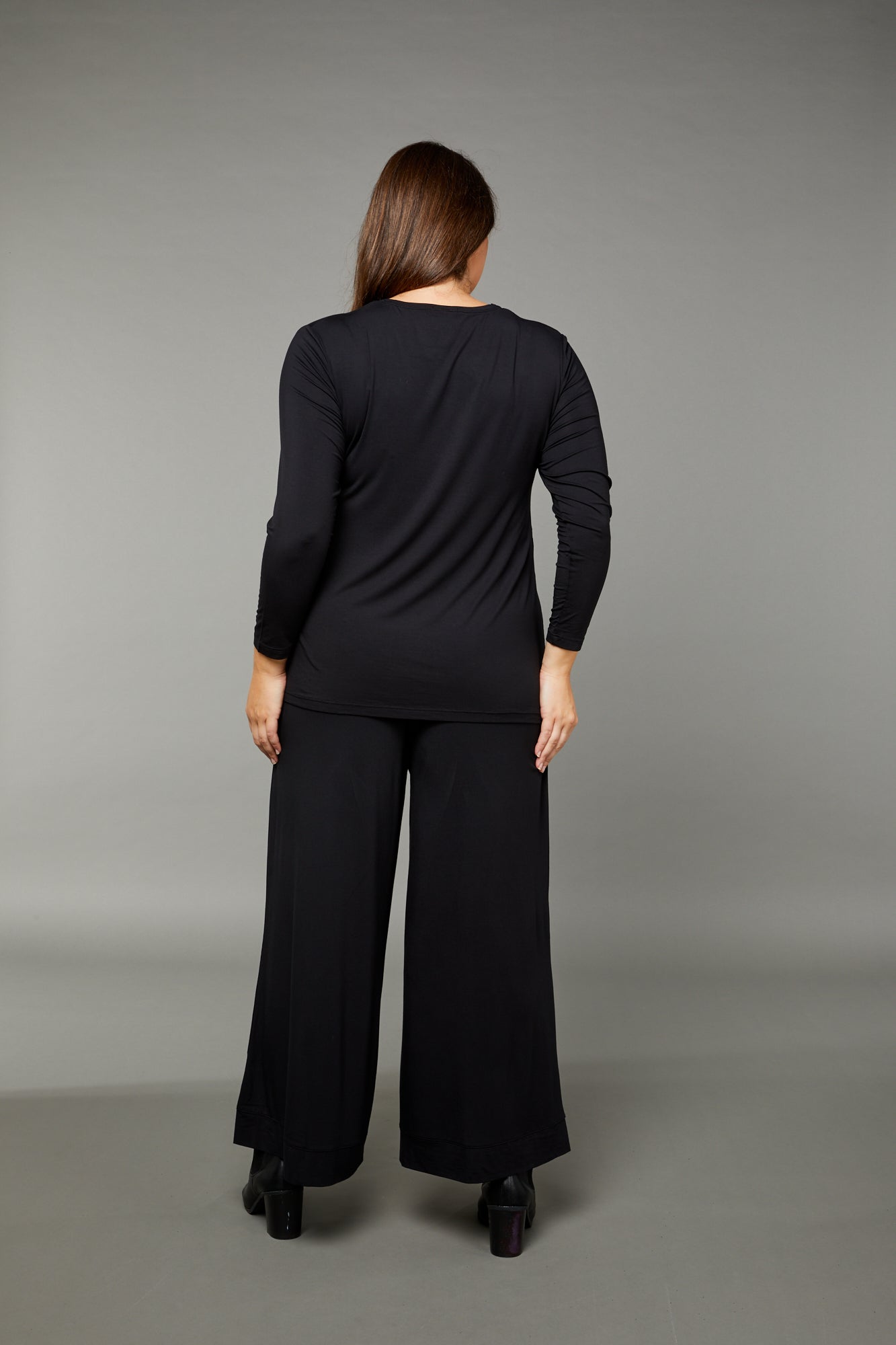 Swing Long Sleeve Black