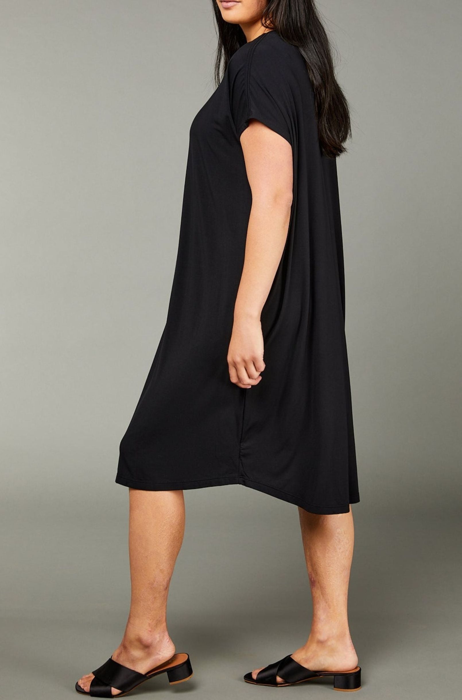 Ava Box Dress - Black