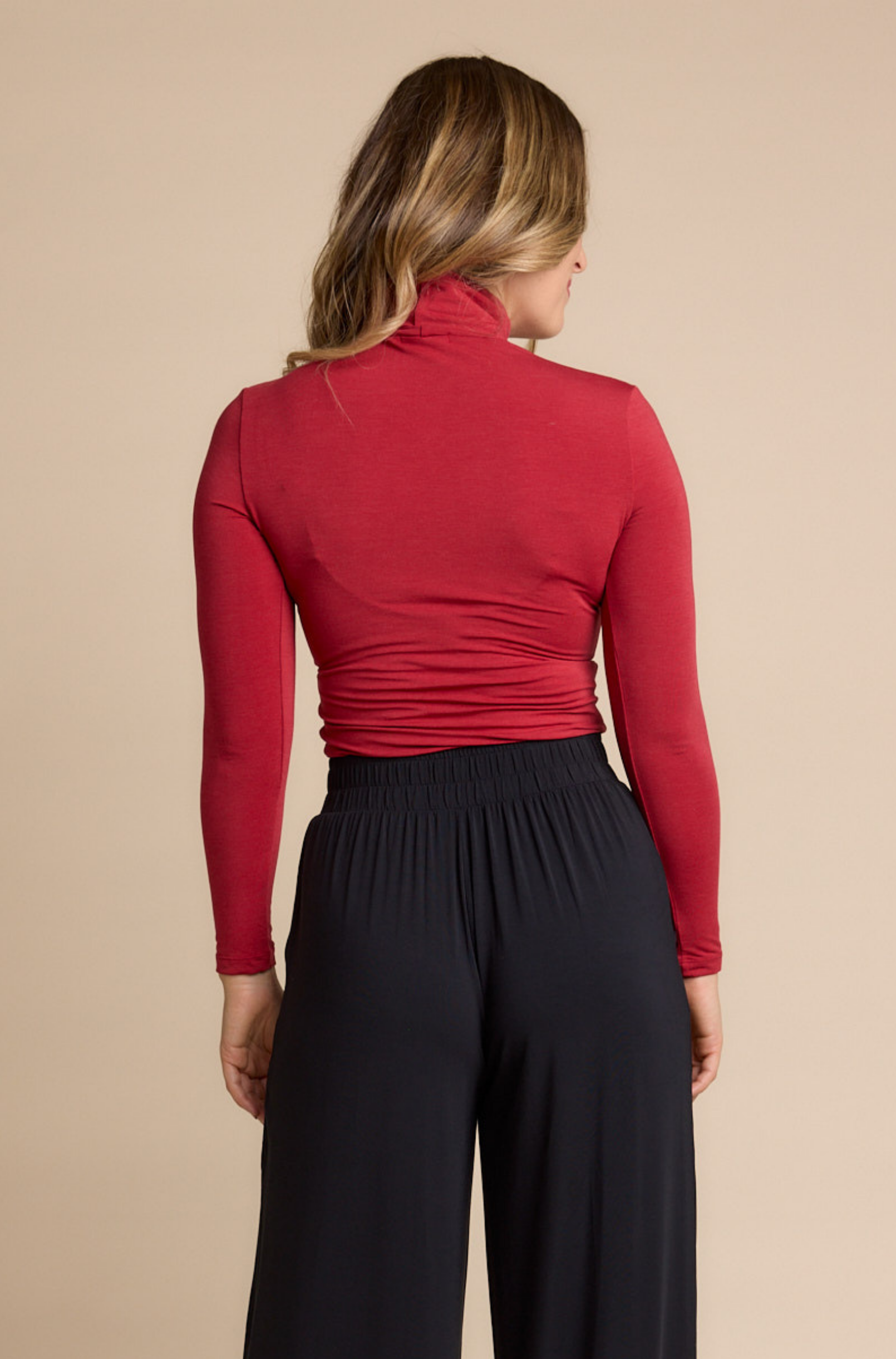 Turtle Neck - Red Berry