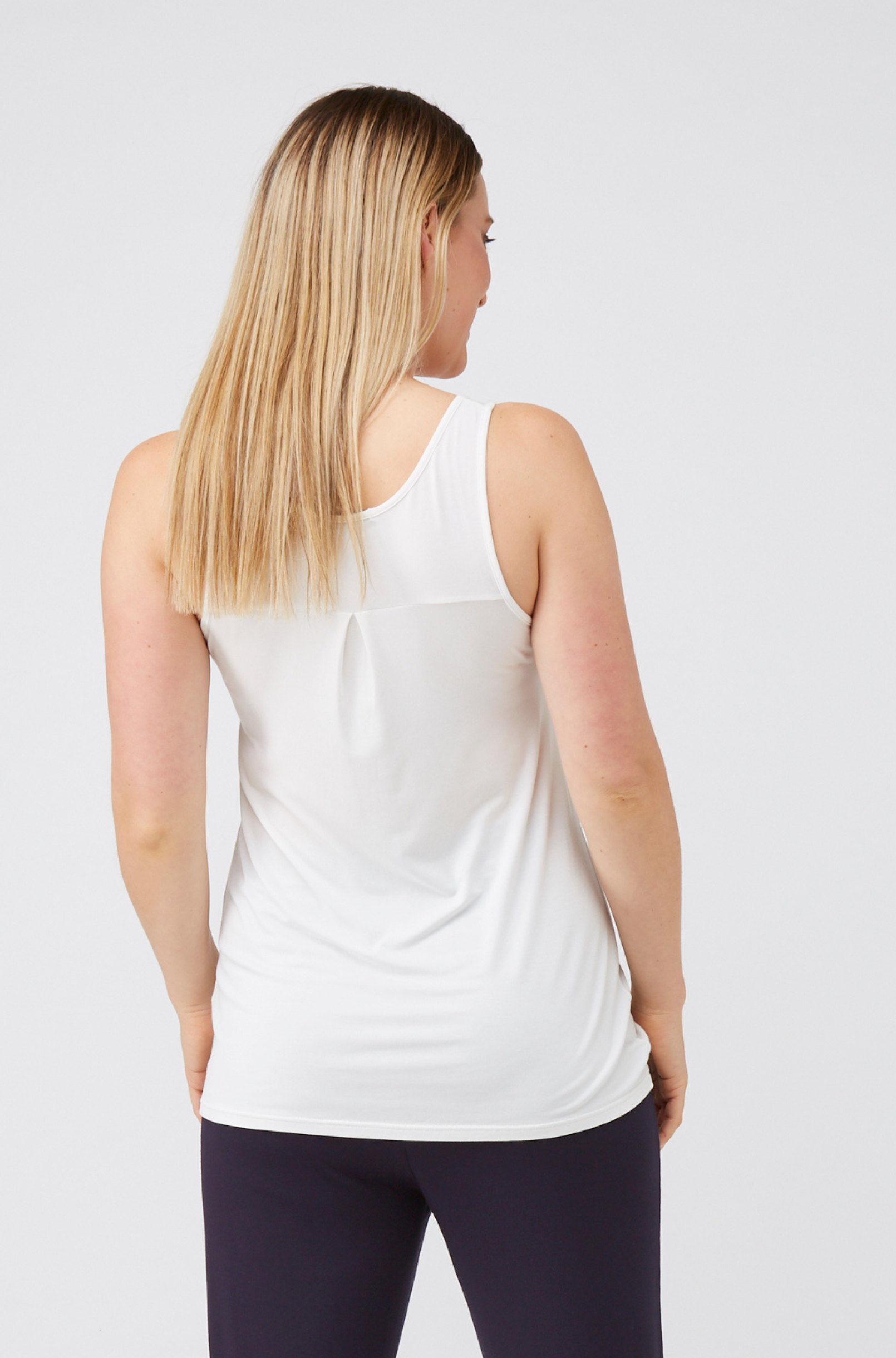 Relax Scoop Tank - Milk