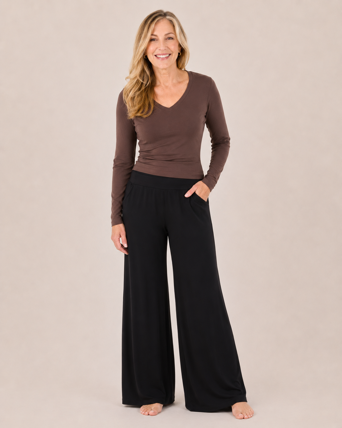 Long Sleeve V-Neck - Cocoa