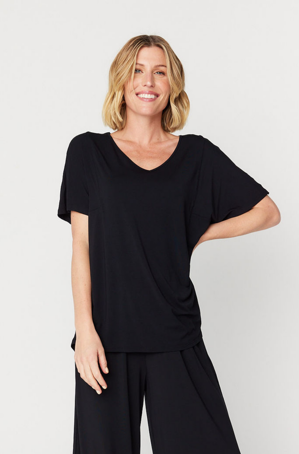 Ivy Swing Tee - Black