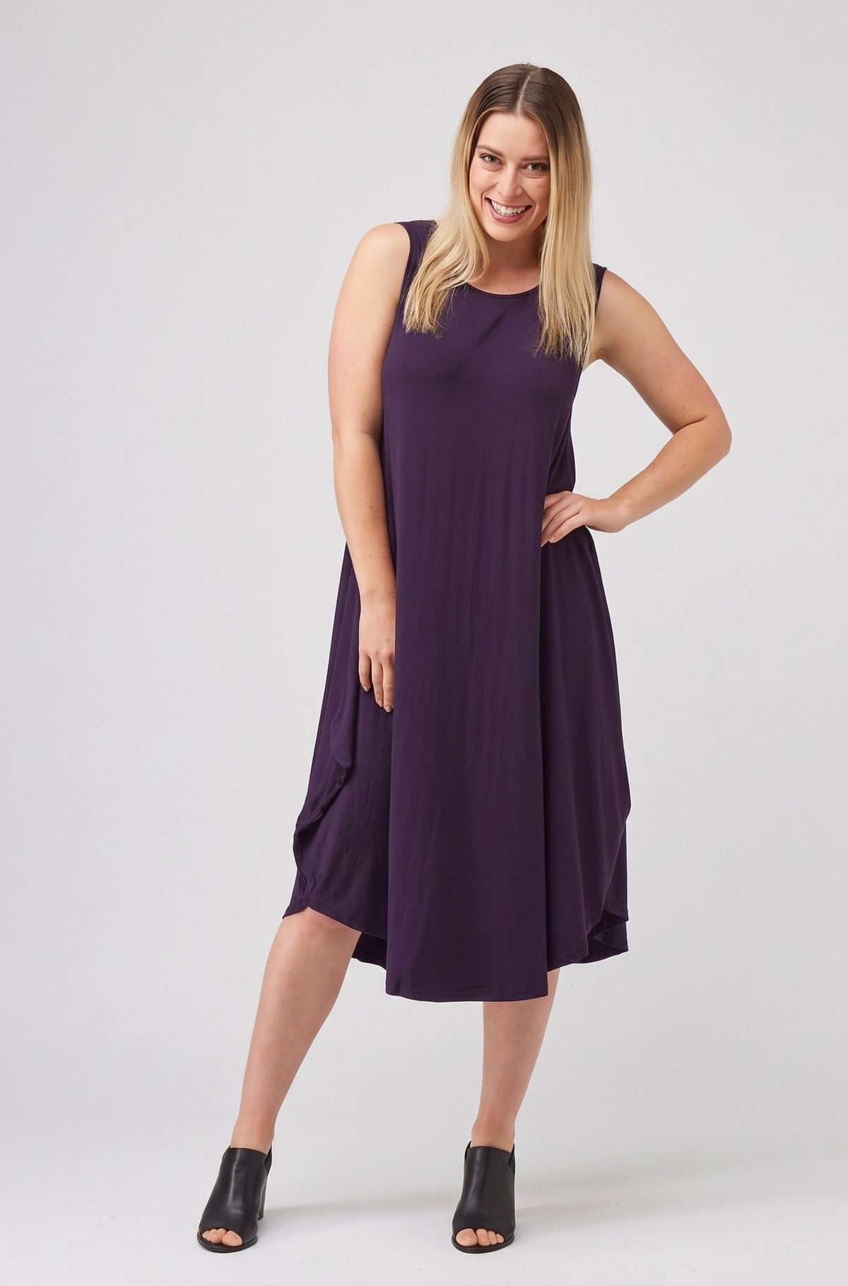 Sleeveless Tri Dress Sample - Fig