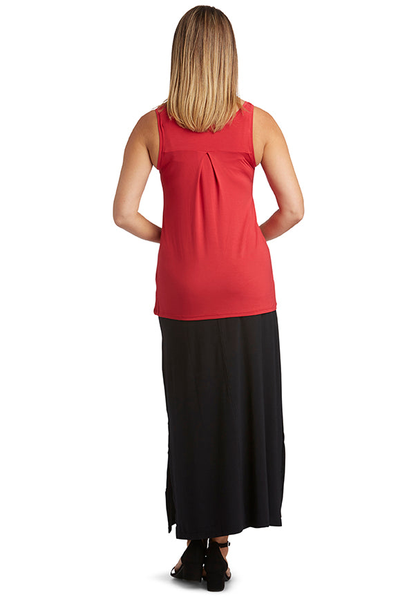 Relax Scoop Tank Crimson