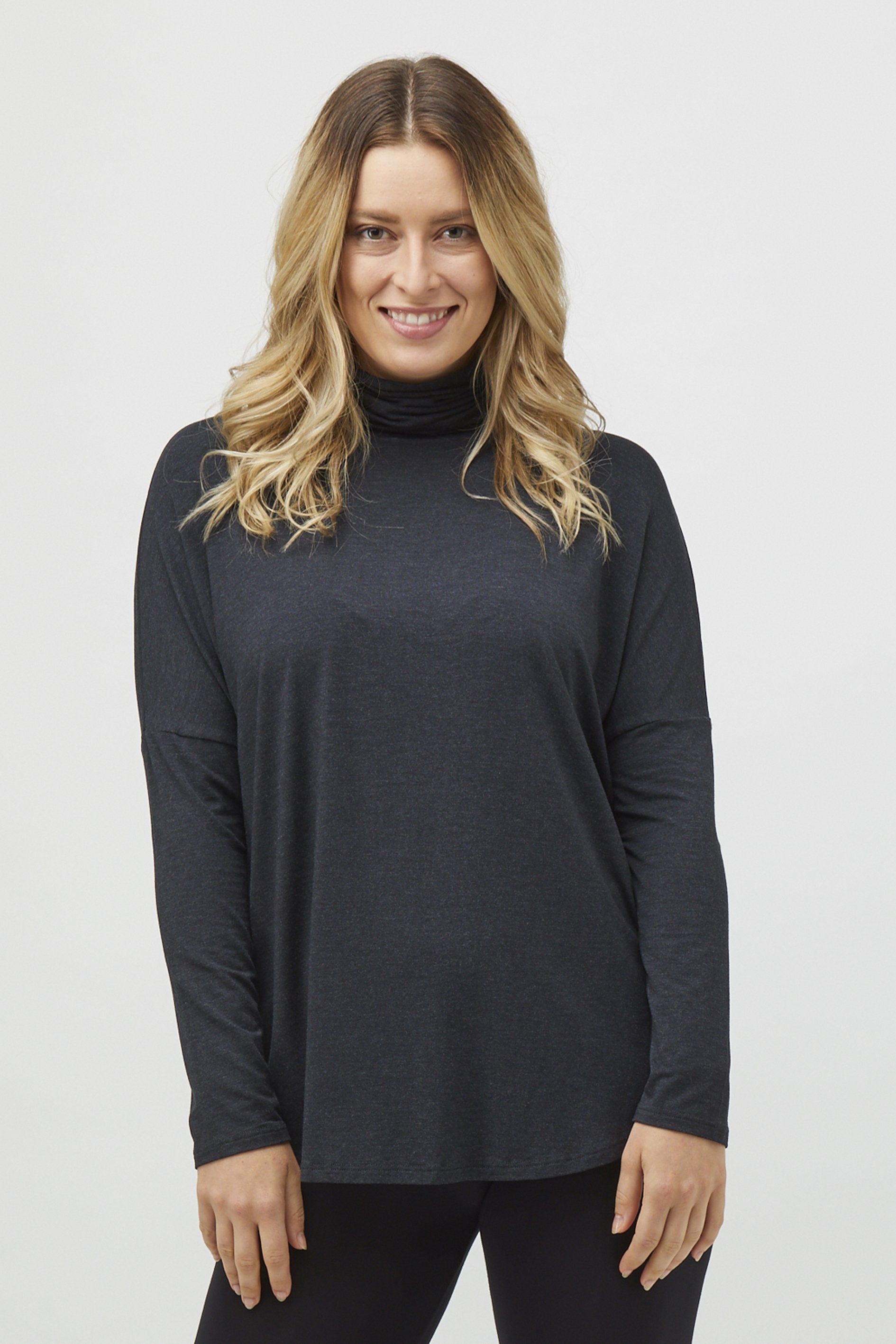 Swing Turtle Neck Graphite